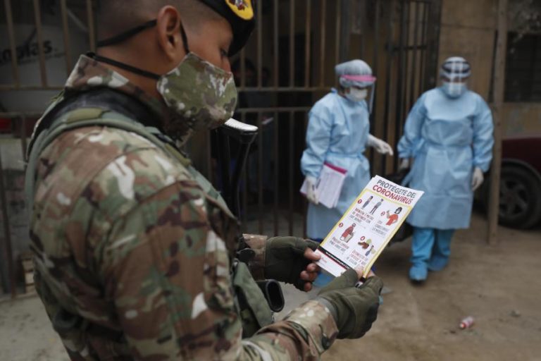 COVID-19: QUASE 958 MIL MORTOS E 30,8 MILHÕES DE INFETADOS EM TODO O MUNDO