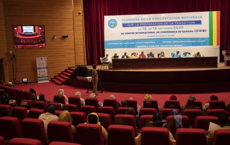 MALI: MILITARES PROPÕEM GOVERNO DE TRANSIÇÃO POR DOIS ANOS COM PR CIVIL OU MILITAR