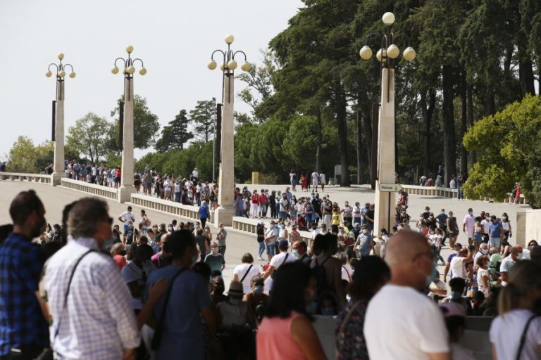 COVID-19: SANTUÁRIO DO FÁTIMA VAI REUNIR-SE COM MINISTÉRIO DA SAÚDE