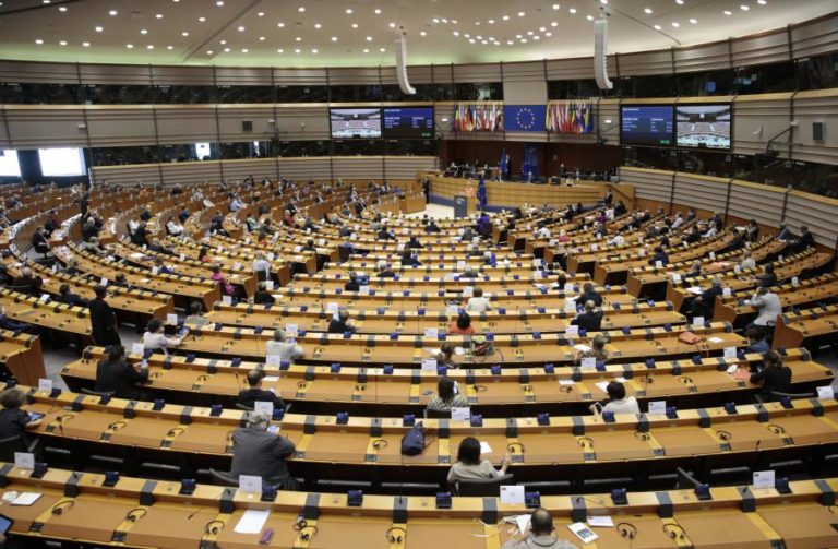 ESTADO DA UNIÃO: META DA UE PARA REDUÇÃO DE EMISSÕES ELEVADA PARA 55% ATÉ 2030