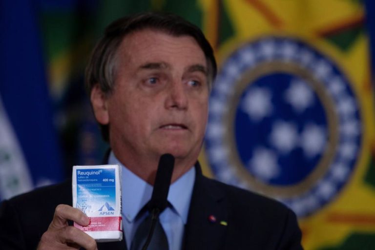 BOLSONARO NEGA PRIVILÉGIO EM PEDIR À POLÍCIA PARA DEPOR POR ESCRITO