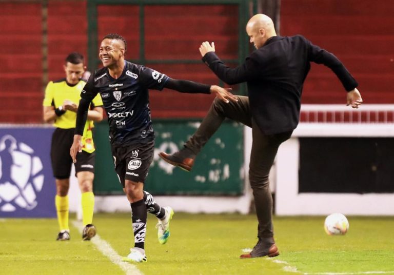 CAMPEÃO FLAMENGO SOFRE A MAIOR DERROTA DA HISTÓRIA NA LIBERTADORES
