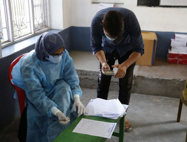 COVID-19: ÍNDIA COM 1.133 MORTOS E MAIS DE 92 MIL CASOS NAS ÚLTIMAS 24 HORAS