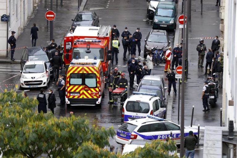 SUSPEITO DE ATAQUE PERTO DO CHARLIE HEBDO CONFESSA VERDADEIRA IDENTIDADE