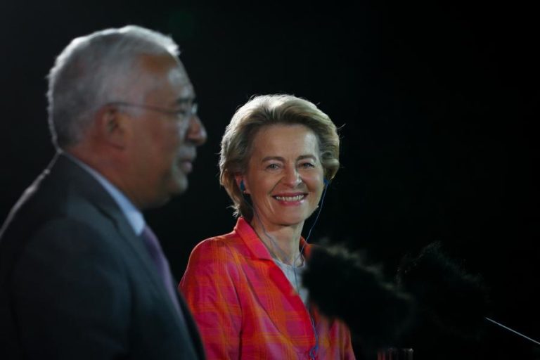 BREXIT: VON DER LEYEN “CONVENCIDA DE QUE ACORDO É POSSÍVEL” E PEDE RESPONSABILIDADE