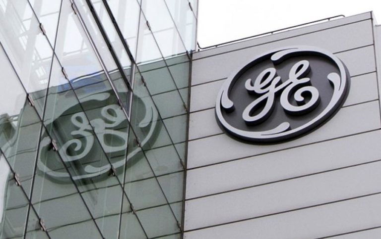GENERAL ELECTRIC PASSA DE PERDAS A LUCRO DE 2.376 ME NOS PRIMEIROS 9 MESES DO ANO FISCAL