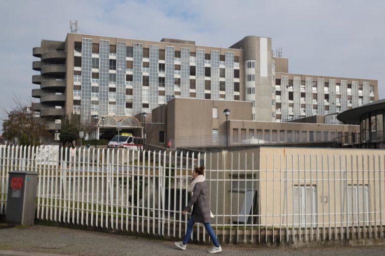 HOSPITAL DE SANTO ANTÓNIO NO PORTO “RESOLVE”  25 “CASOS SOCIAIS” COM AJUDA DA TUTELA