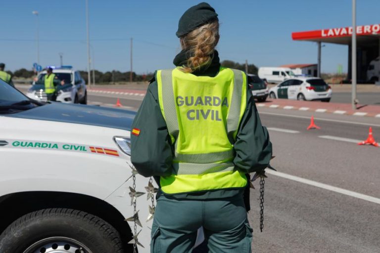GUARDIA CIVIL CAPTURA MAIS UM MIGRANTE NA CIDADE FRONTEIRIÇA DE AYAMONTE