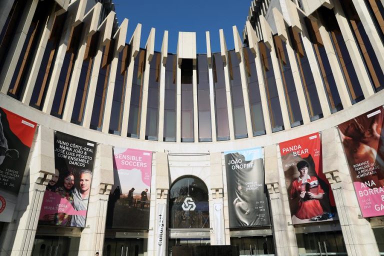 CULTURGEST CONVIDA A MERGULHAR NAS PAISAGENS ARTIFICIAIS DE GABRIELA ALBERGARIA