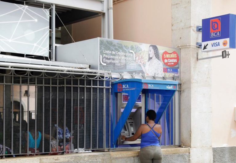 COVID-19: POUPANÇAS DOS CABO-VERDIANOS NOS BANCOS JÁ CRESCERAM 7% COM A PANDEMIA