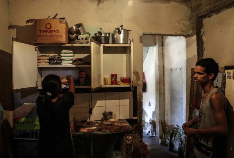 COVID-19: BRASIL ATINGE RECORDE DE 14 MILHÕES DE DESEMPREGADOS NA PANDEMIA