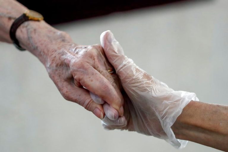 COVID-19: MISERICÓRDIA DE VILA REAL COM 13 CASOS NOS CUIDADOS CONTINUADOS E 5 EM LAR