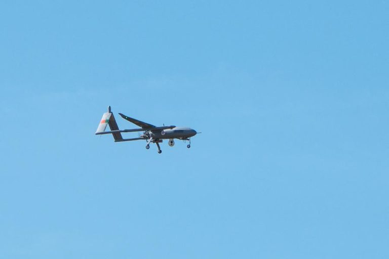 ‘DRONE’ DA FORÇA AÉREA FAZ “ATERRAGEM FORÇADA” PERTO DE BARRAGEM NO ALENTEJO