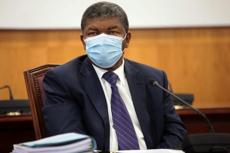 PRESIDENTE ANGOLANO AUTORIZA DESPESA PARA COMPRAR FERTILIZANTES ATÉ 2021