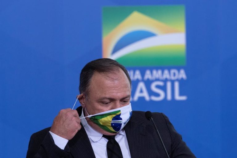 BRASIL ANUNCIA CRIAÇÃO DE BANCO DE DADOS GENÉTICOS DE 100 MIL BRASILEIROS