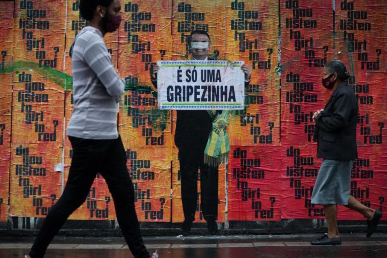 COVID-19: BRASIL ATINGE 145 MIL MORTES APÓS SOMAR 708 ÓBITOS EM 24 HORAS