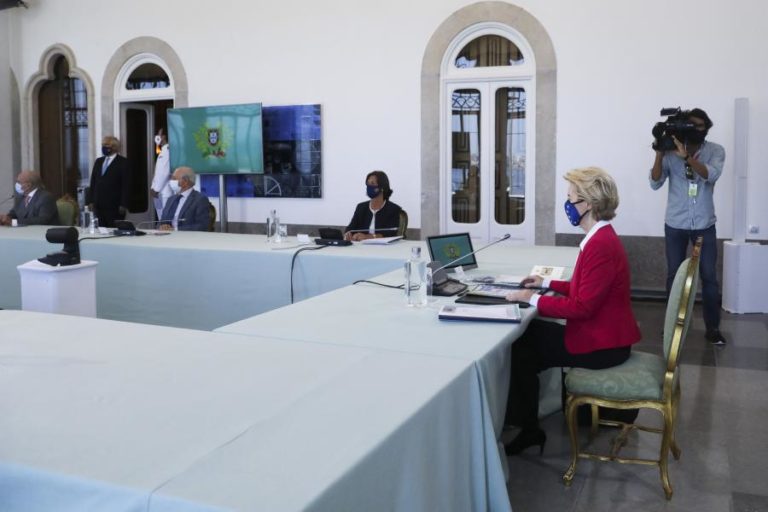 COVID-19: TODOS OS CONSELHEIROS DE ESTADO COM TESTE NEGATIVO APÓS CONTACTO COM LOBO XAVIER