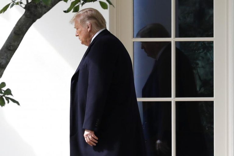COVID-19: TRUMP FOI O PRINCIPAL IMPULSIONAR DE ‘FAKE NEWS’ SOBRE A PANDEMIA