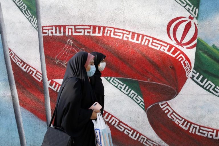 COVID-19: IRÃO REGISTA RECORDE DE NOVAS INFEÇÕES COM MAIS DE 4.000 EM 24 HORAS