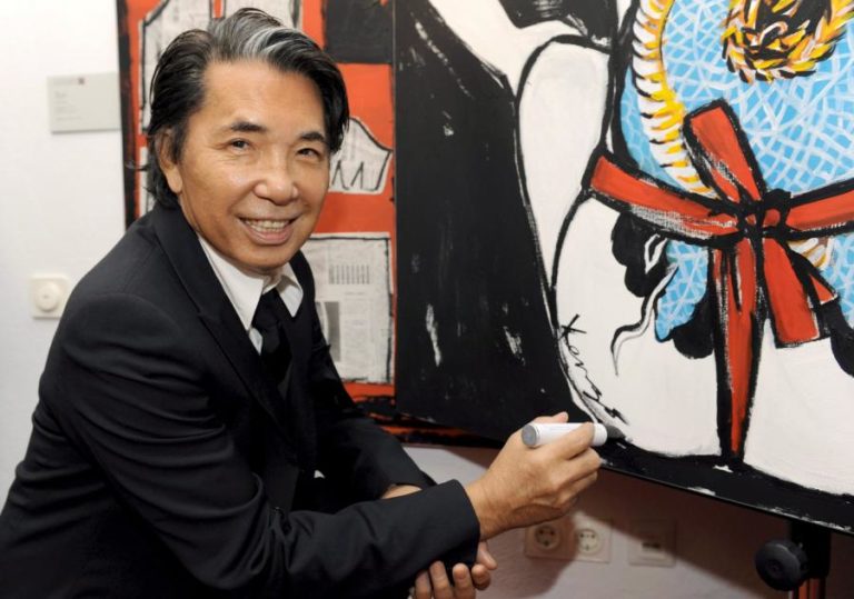 COVID-19: MORREU O ESTILISTA JAPONÊS KENZO TAKADA