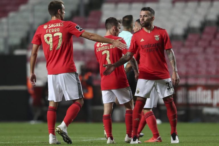 LE: BENFICA E SPORTING DE BRAGA COM PERSPETIVAS DE BOM ARRANQUE