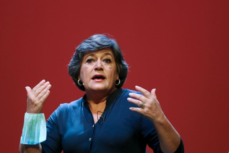ANA GOMES AVISA QUE NÃO HÁ “COROAÇÕES” E QUE ESTABILIDADE NÃO É “PAÍS CONFORMADO