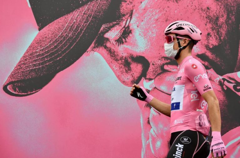 JOÃO ALMEIDA REFORÇA LIDERANÇA, FILIPPO GANNA VENCE QUINTA ETAPA DA VOLTA A ITÁLIA