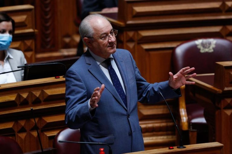 RIO DESAFIA GOVERNO A ATUAR SOBRE EVOLUÇÃO “DRAMÁTICA” DA TAXA DE MORTALIDADE