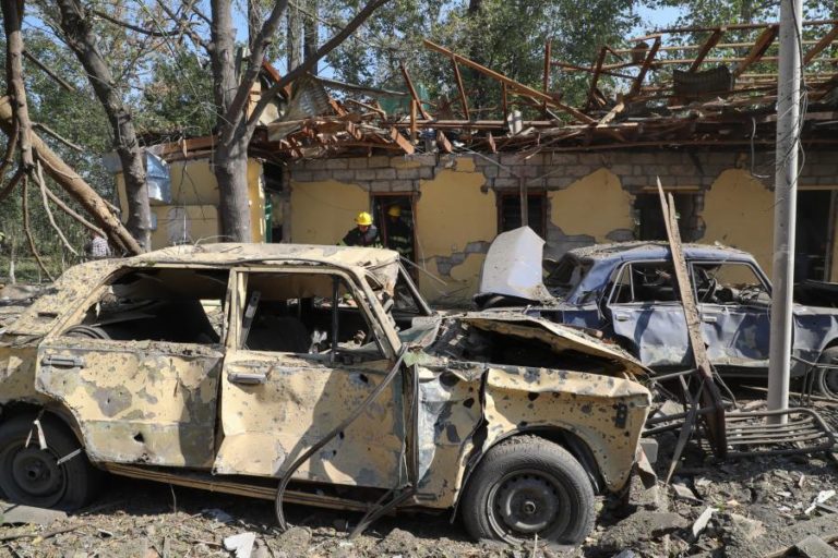 NAGORNO-KARABAKH: BOMBARDEAMENTO CAUSA SETE MORTOS NO AZERBAIJÃO