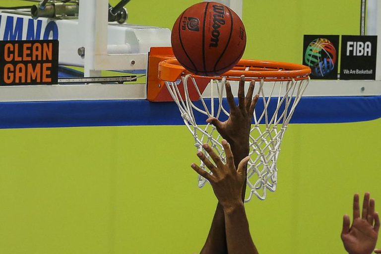 COVID-19: FC PORTO SUSPENDE TREINOS DA EQUIPA DE BASQUETEBOL DEVIDO A POSITIVO