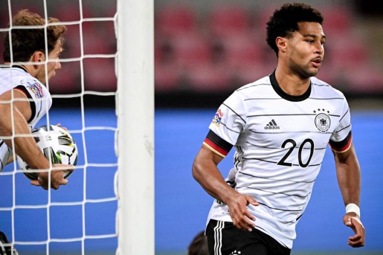 COVID-19: SERGE GNABRY É O PRIMEIRO POSITIVO NO CAMPEÃO EUROPEU BAYERN MUNIQUE