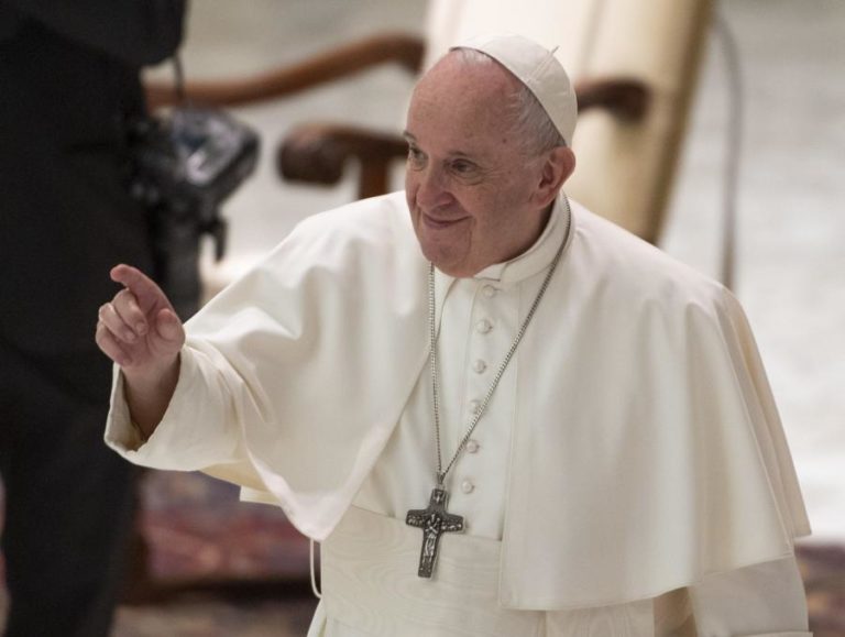 PAPA FRANCISCO ALERTA PARA “CATÁSTROFE EDUCATIVA” MUNDIAL