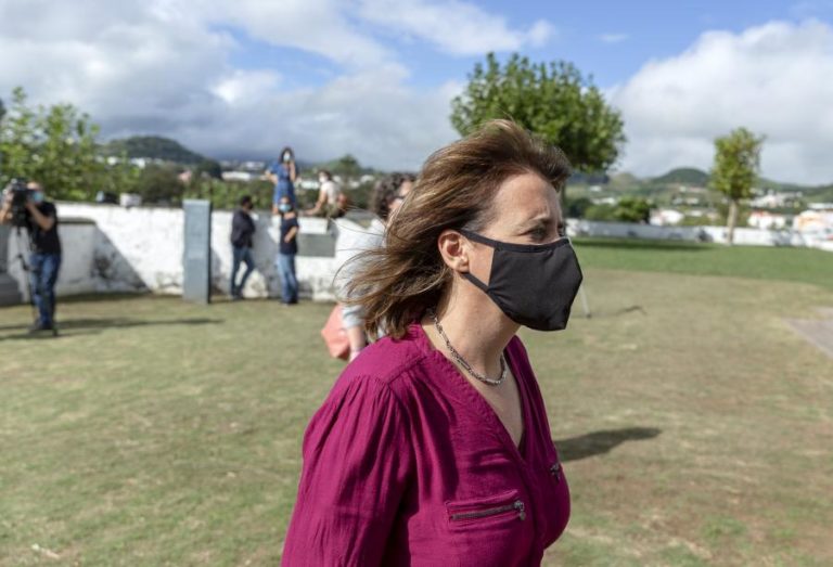 OE2021: CATARINA MARTINS REJEITA POSIÇÃO “INACEITÁVEL “DE COSTA E PAÍS EM DUODÉCIMOS