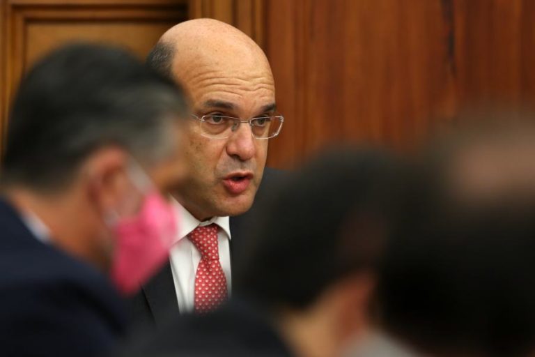 “DISCORDO QUE A VIA FISCAL SEJA A MELHOR FORMA DE APOIAR AS EMPRESAS” — SIZA VIEIRA