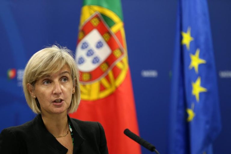 COVID-19: HÁ 107 LARES DE IDOSOS COM SURTOS ATIVOS