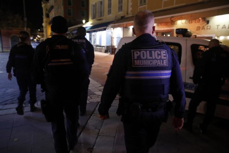 FRANÇA/ATAQUES: UM TERCEIRO HOMEM SOB CUSTÓDIA APÓS ATENTADO EM NICE