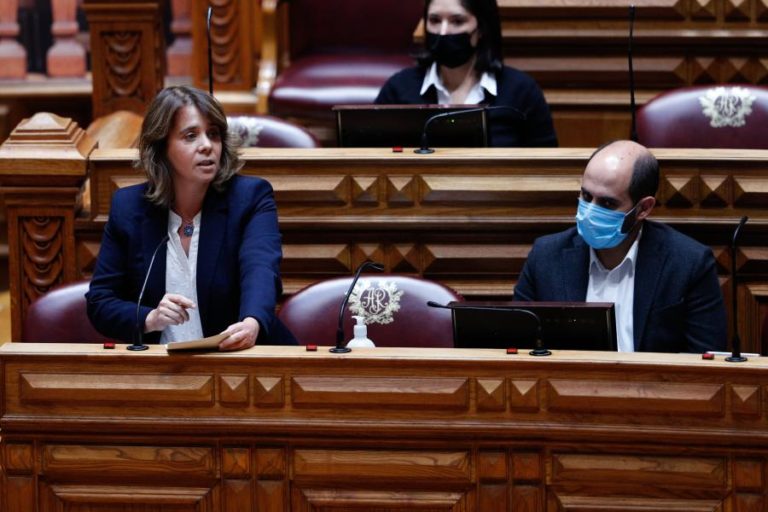 OE2021: COSTA ACUSA BE DE DESERTAR DA ESQUERDA, CATARINA MARTINS APONTA RECUOS DO ORÇAMENTO