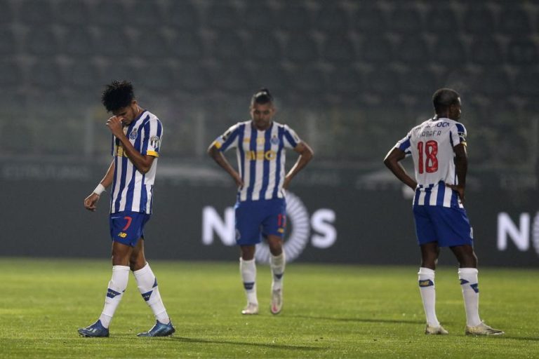 FC PORTO SOMA SEGUNDA DERROTA NA LIGA E PODE VER RIVAIS DISTANCIAREM-SE