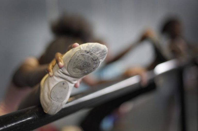 MAIS DE METADE DAS ESCOLAS DE DANÇA ESTÃO EM RISCO DE FECHAR