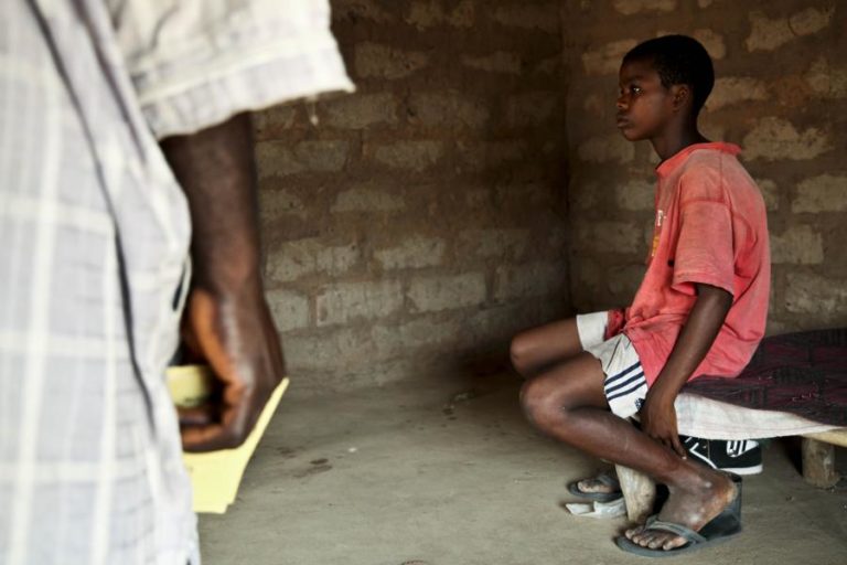 GOVERNO GUINEENSE EM DIÁLOGO COM MESTRES CORÂNICOS PARA ENCONTRAR SOLUÇÃO PARA CRIANÇAS TALIBÉS