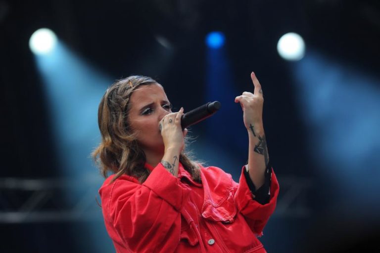 CAROLINA DESLANDES APRESENTA NOVO PROJETO “MULHER” NO DIA 25 EM LISBOA