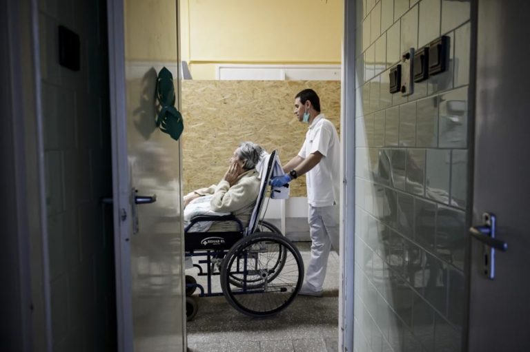 MAIS DE METADE DOS PORTUGUESES CONSIDERAM INSUFICIENTE O INVESTIMENTO DO ESTADO NO COMBATE AO CANCRO