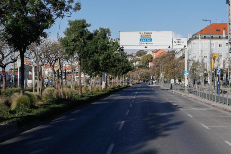 COVID-19: PETIÇÃO DE MÉDICO PORTUGUÊS PEDE MUDANÇA DRÁSTICA NO COMBATE A DOENÇA