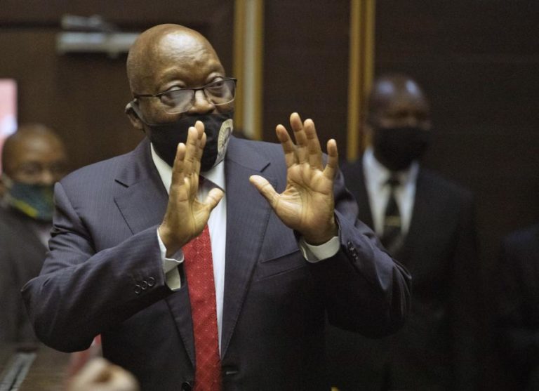 EX-PR SUL-AFRICANO PEDE ESCUSA DE JUIZ E ACABA A OUVI-LO UMA HORA SOBRE INTEGRIDADE