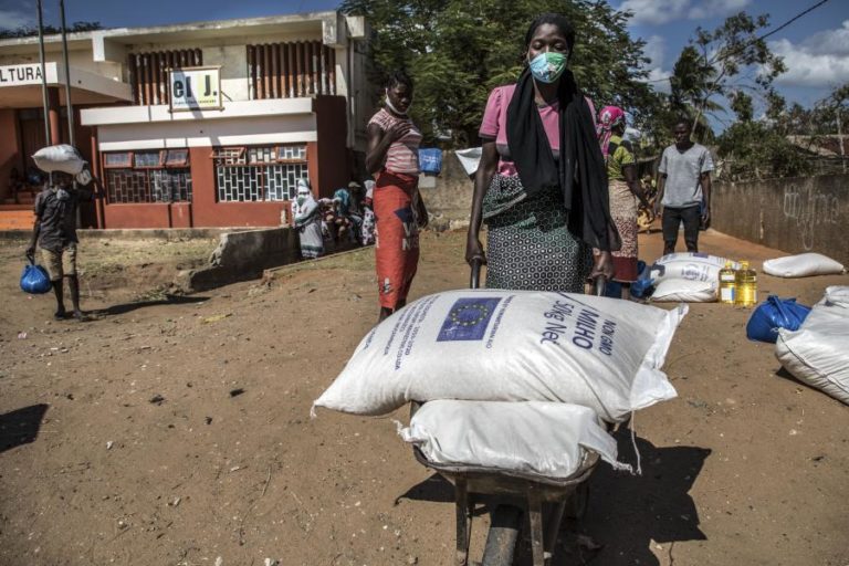 MOÇAMBIQUE/ATAQUES: GOVERNO QUER CONSTRUIR CERCA DE 100 NOVAS ALDEIAS PARA DESLOCADOS