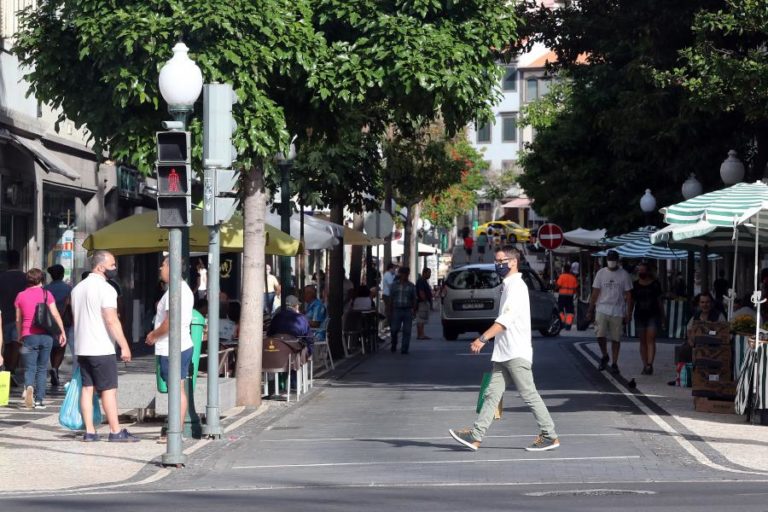 COVID-19: MADEIRA REGISTA 12 NOVOS CASOS E 182 SITUAÇÕES SUSPEITAS