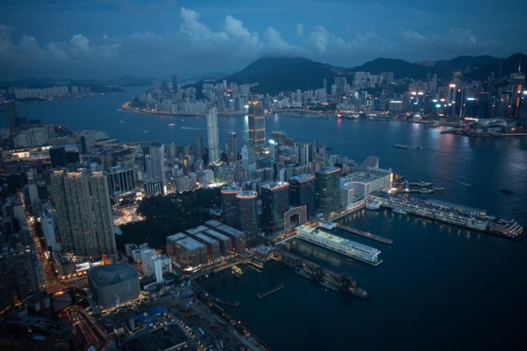 HONG KONG, ZURIQUE E PARIS SÃO AS CIDADES MAIS CARAS DO MUNDO, SEGUNDO UM ESTUDO