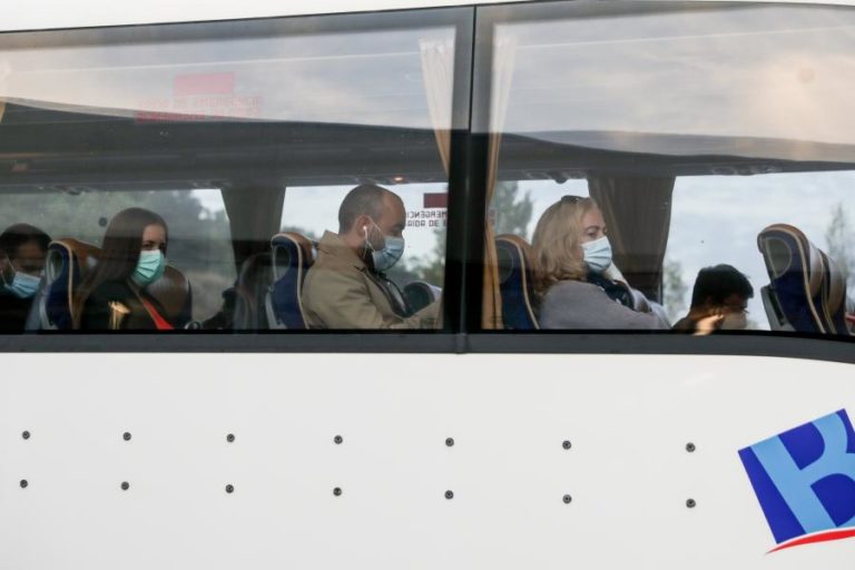 COVID-19: UTENTES DOS TRANSPORTES DE LISBOA PEDEM REFORÇO DA OFERTA