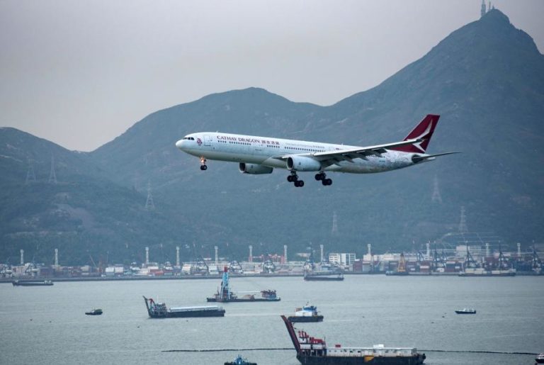 COVID:19: SUSPENSA “BOLHA DE VIAGENS AÉREAS” ENTRE HONG KONG E SINGAPURA