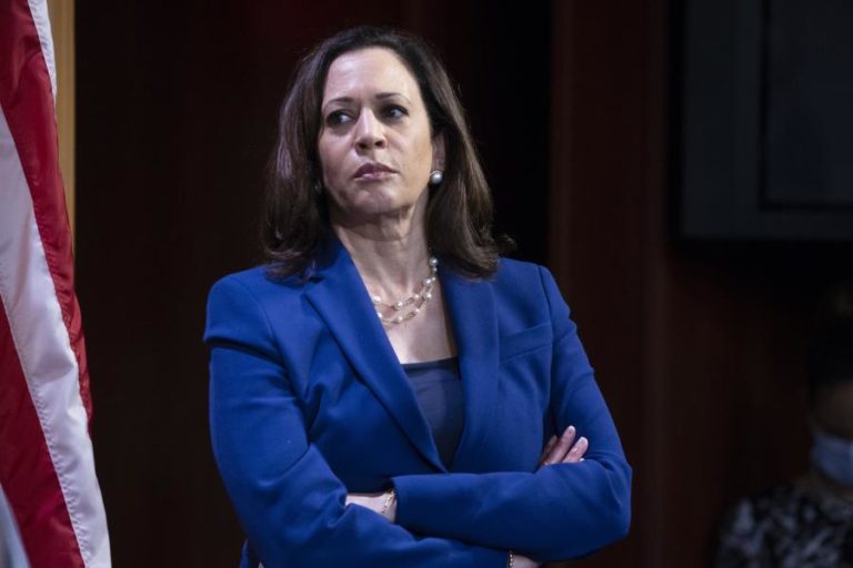 “VAMOS TRABALHAR”, DECLARA KAMALA HARRIS NO TWITTER